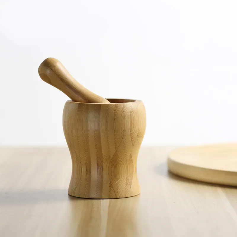 Juego de mortero y maja de bamb&uacute; ecol&oacute;gico para uso en la cocina 