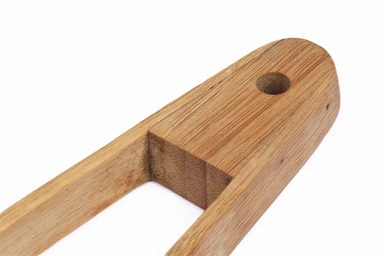 Fabricaci&oacute;n de pinzas para alimentos de cocina de bamb&uacute;