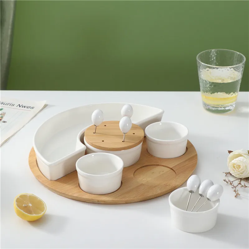 Juego para servir aperitivos de bamb&uacute; Homegating con tazones para condimentos y bandejas de cer&aacute;mica 