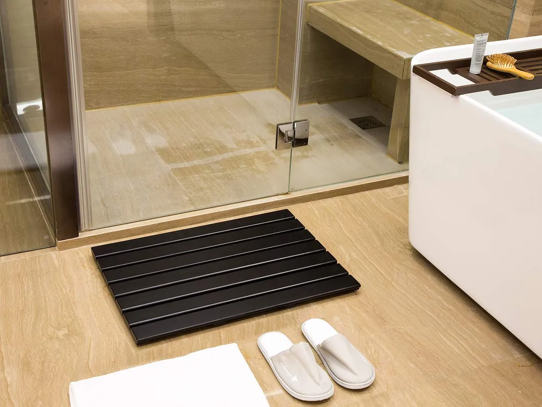 Alfombra de ducha de bamb&uacute; negra Alfombra de ba&ntilde;o para uso dom&eacute;stico 