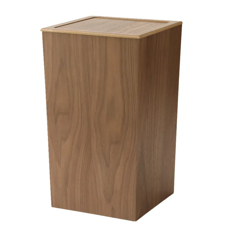 Cesto de basura de madera de fresno acabado liso con tapa para dormitorio