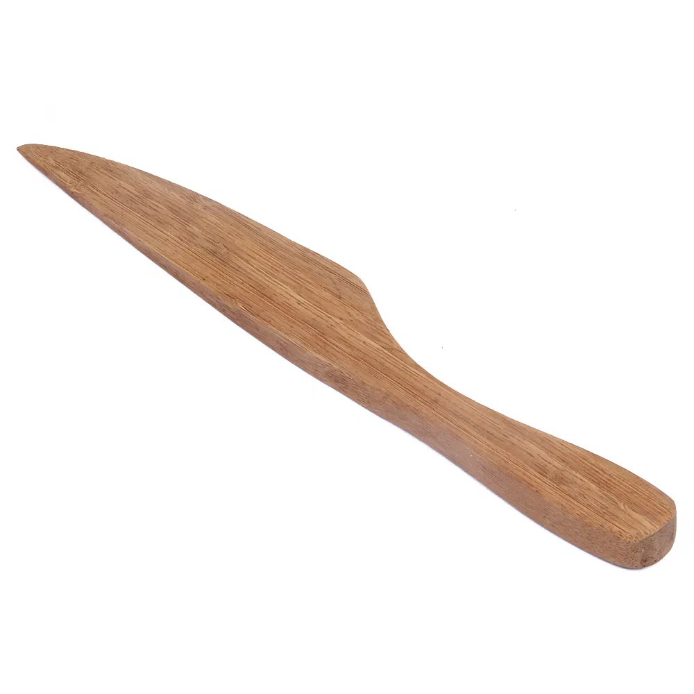 Personalice el cuchillo de bamb&uacute; para beb&eacute;s para acampar