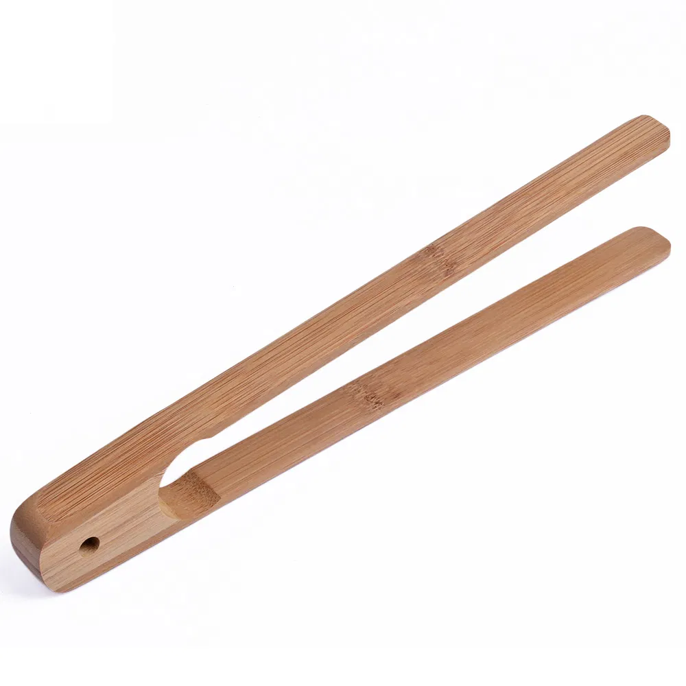 Pinzas de bamb&uacute; para servir en la cocina 