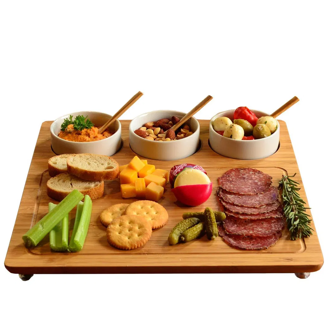 Tabla de quesos/plato de embutidos de bamb&uacute; de 13 pulgadas con 3 tazones de cer&aacute;mica con cucharas de bamb&uacute; y marcadores de queso 