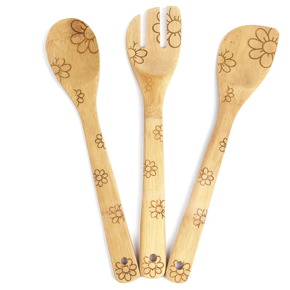 Juego de tenedor y cuchara de bamb&uacute; grabado personalizado para cocinar 