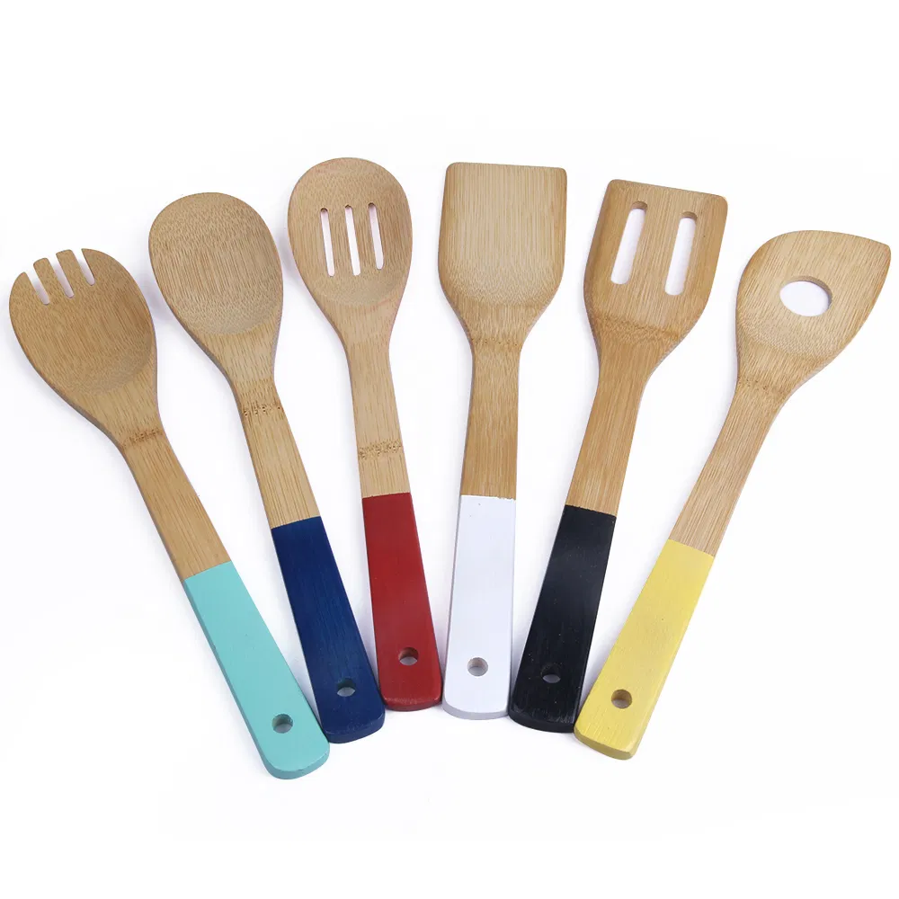 Venta al por mayor Juego de utensilios de cocina de bamb&uacute; coloridos para regalo de Navidad 