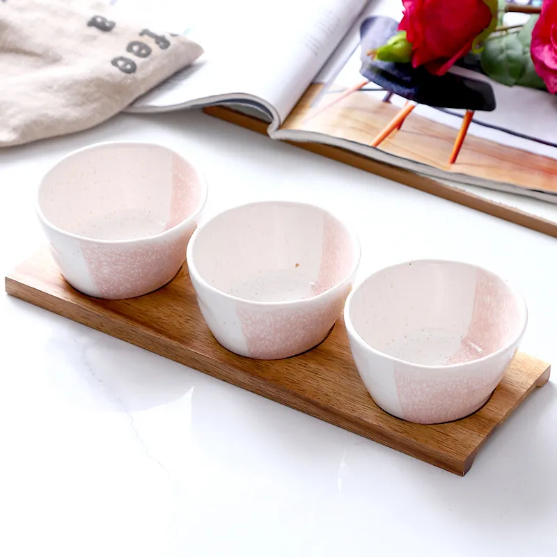 Elegante juego de cuencos de cer&aacute;mica para servir snacks con bandeja de madera para frutas, snacks y postres 