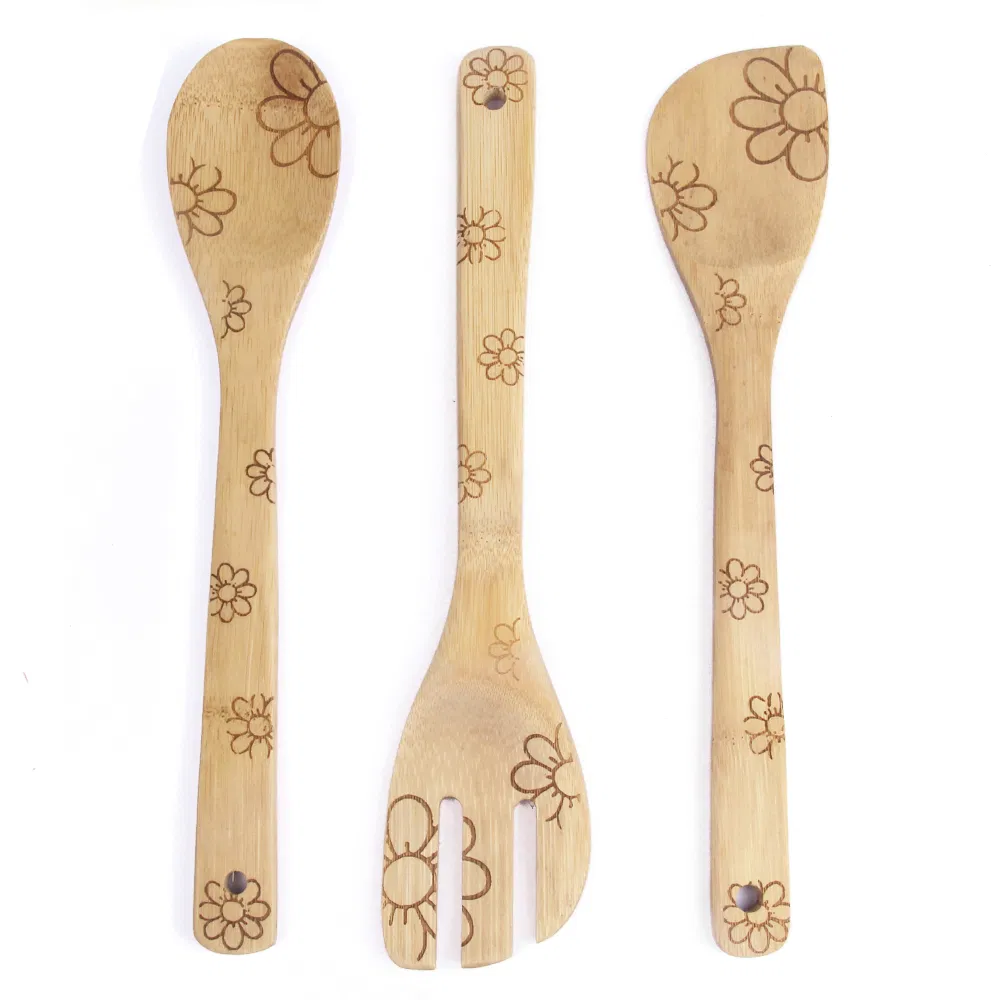 Juego de tenedor y cuchara de bamb&uacute; grabado personalizado para cocinar 
