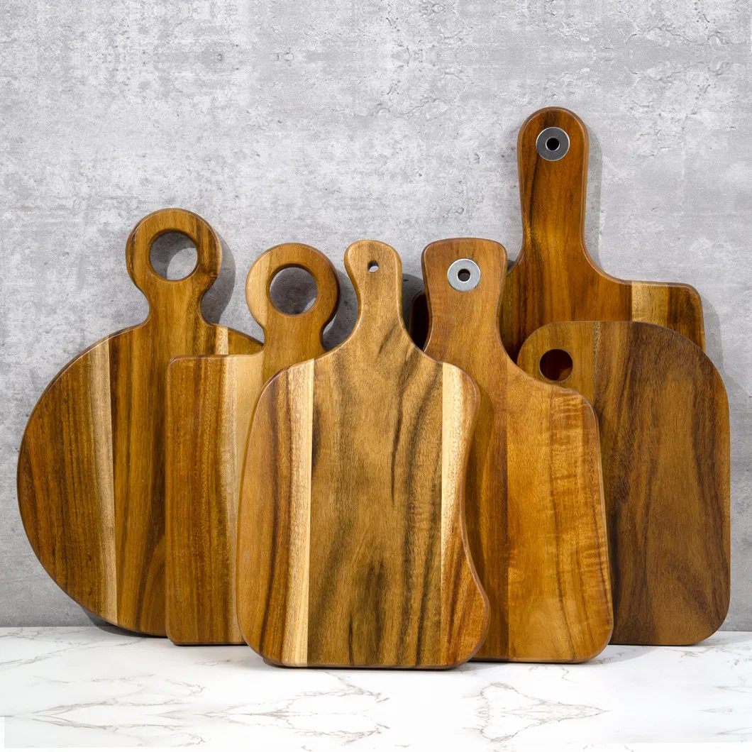 Tabla de cortar de madera pequeña para acampar