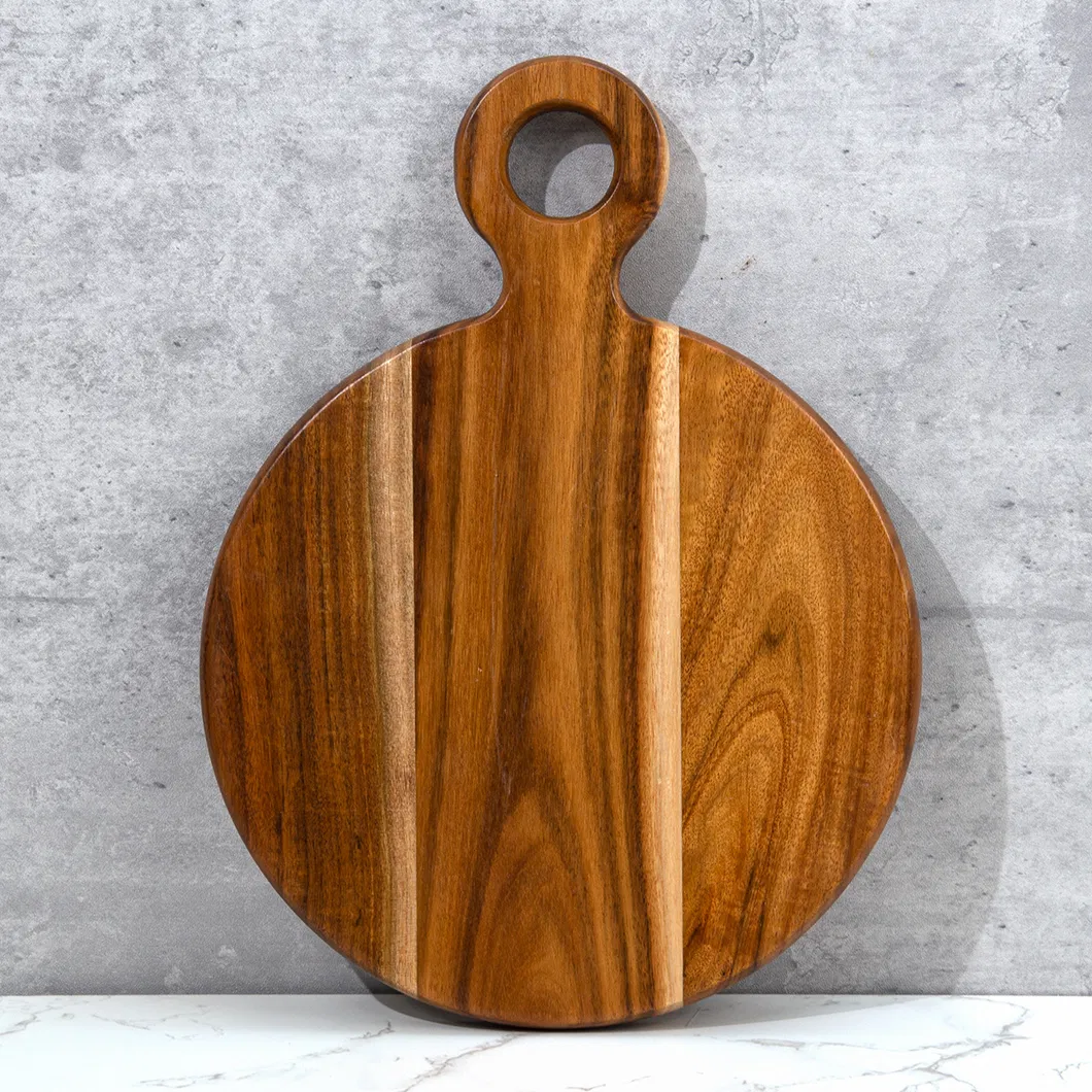 Tabla de cortar de cocina de madera de forma redonda personalizada con orificio para colgar 