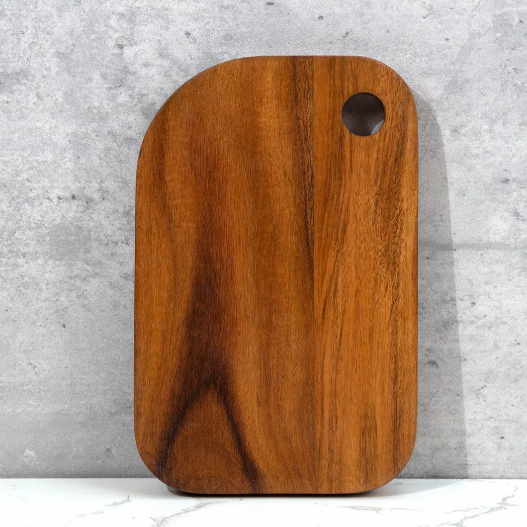 Tabla de cortar de madera pequeña para acampar